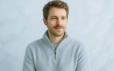 Pourquoi le pull col camionneur revient-il à la mode ?