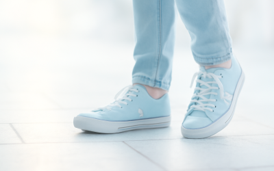 Chaussettes en coton ou fibres techniques : que choisir pour marcher ?