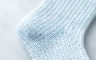 Quelles fibres absorbent le mieux l’humidité dans une chaussette ?