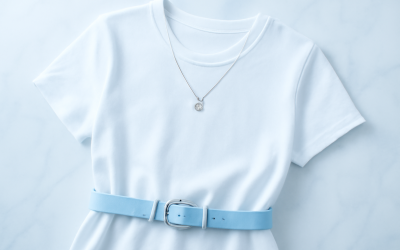 Comment styliser un t-shirt uni pour obtenir un rendu travaillé ?