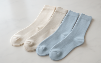 Quelles chaussettes discrètes choisir pour un look minimaliste ?