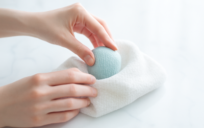 Quelles astuces limitent le boulochage d’un pull au quotidien ?